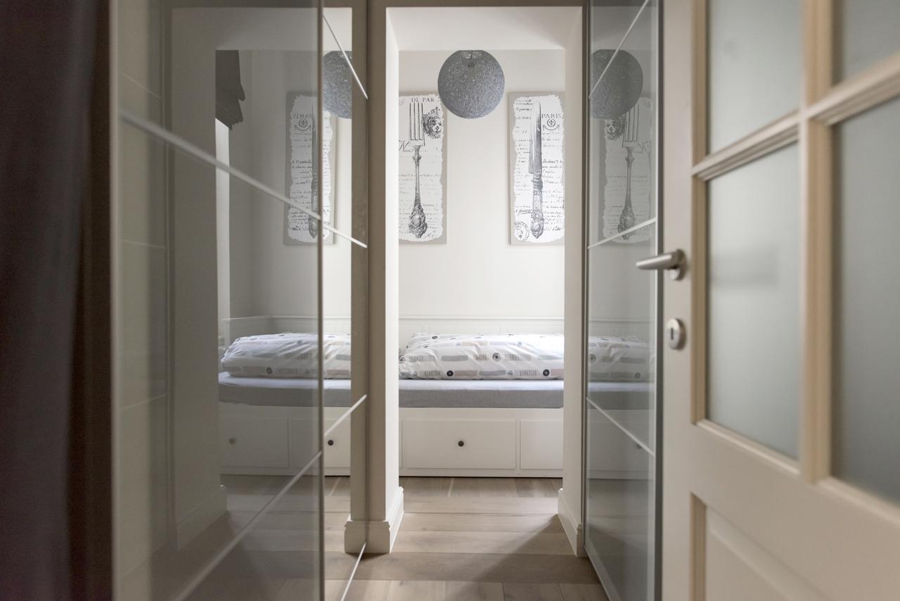 Cozy & Bright Apartment Antwerpen Exteriör bild
